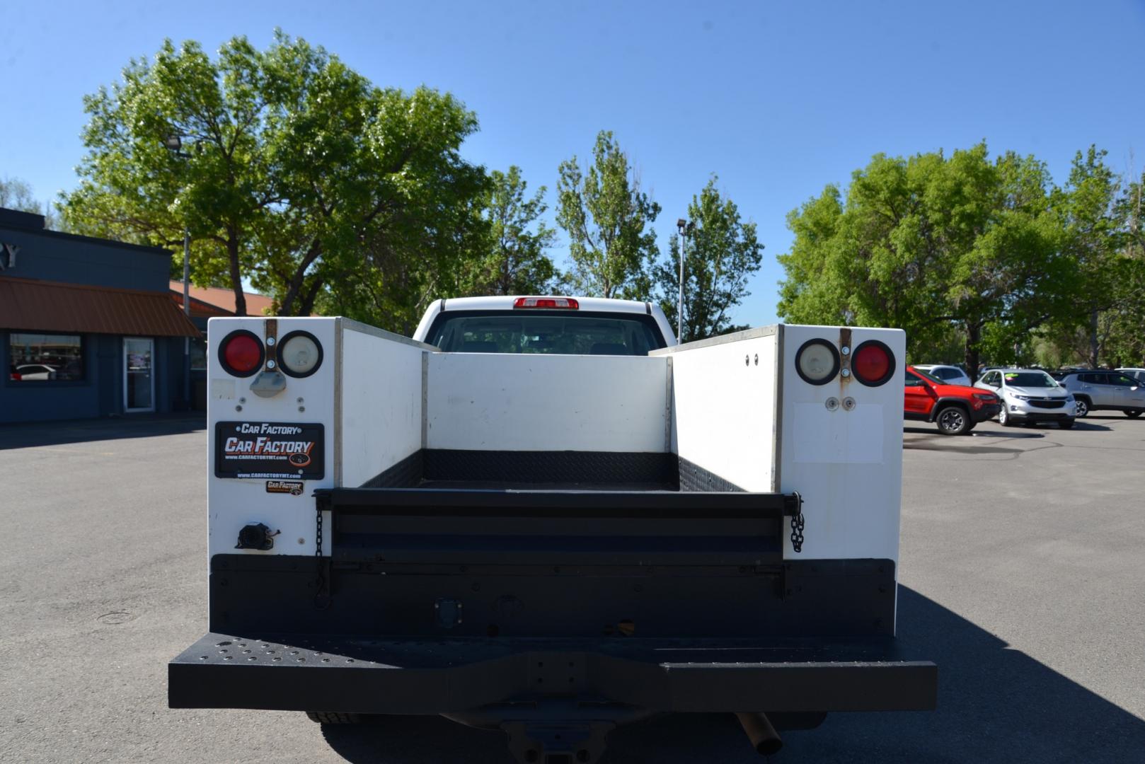 2015 White /Gray Chevrolet Silverado 2500HD Service Body Double Cab 4WD (1GB2KUEG6FZ) with an 6.0 Gasoline V8 engine, Automatic transmission, located at 4562 State Avenue, Billings, MT, 59101, (406) 896-9833, 45.769516, -108.526772 - 2015 Chevrolet Silverado 2500HD Double Cab 4WD Service Body - Montana one owner! Stock # - 23260 - Vin # - 1GB2KUEG6FZ114044 - 143,352 miles - Fibre Body Fiberglass service body 6.0L V8 OHV 16V FFV Gasoline Engine - 6-Speed Automatic Transmission - 4WD - 143,352 miles - One owner - Inspected a - Photo#7